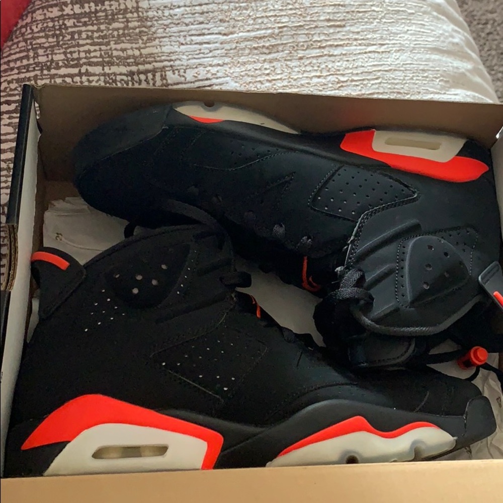 Air Jordan 6 “infrared”